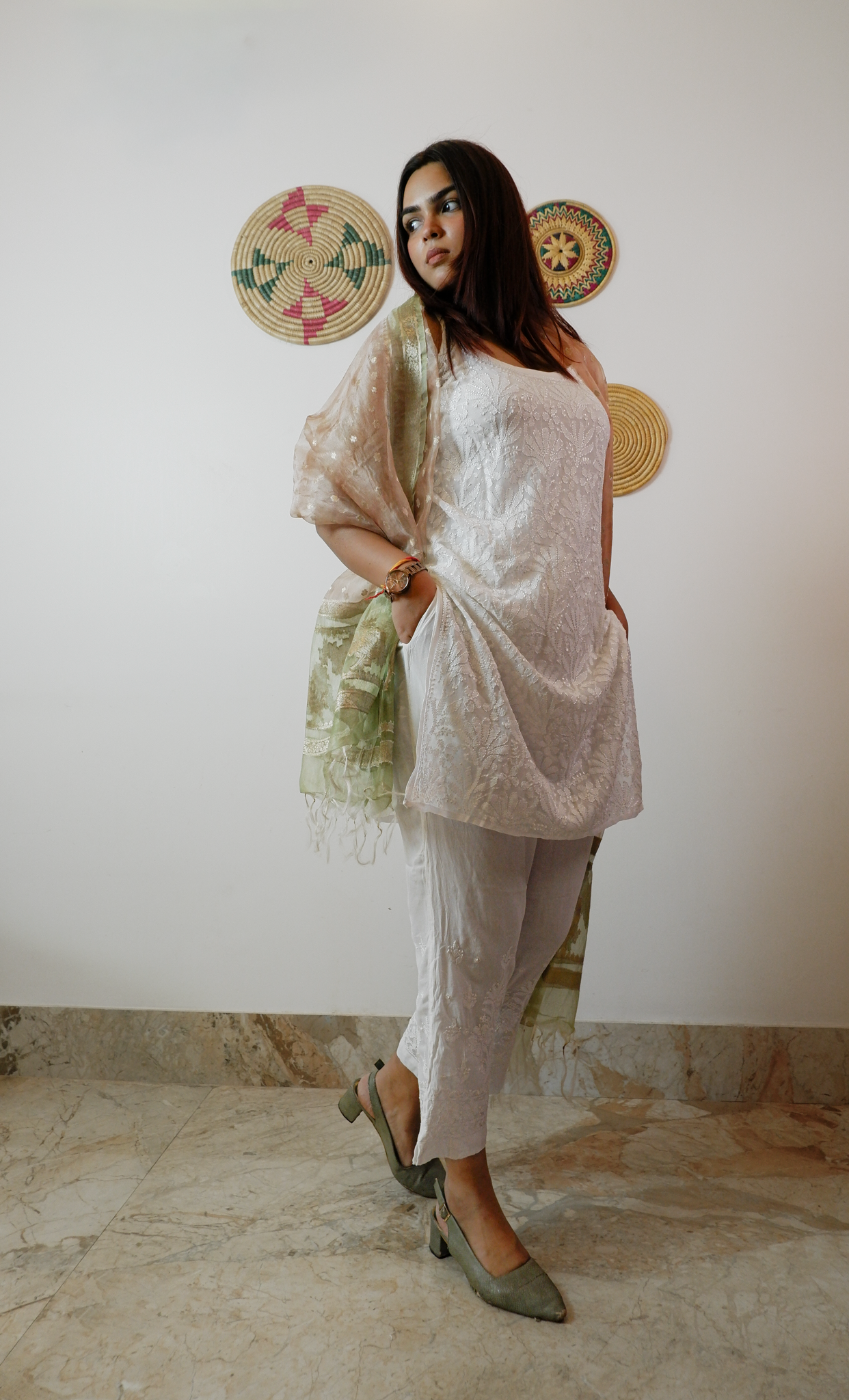 Zayna White (Georgette Chikankari Full Set)