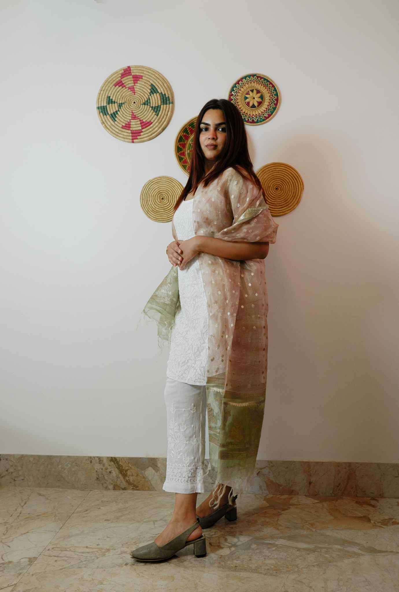 Zayna White (Georgette Chikankari Full Set)