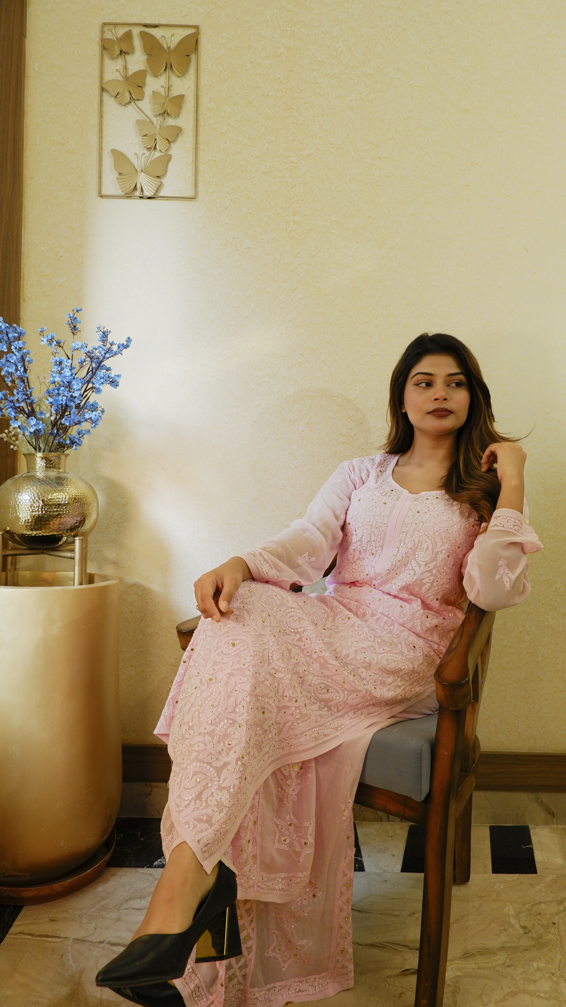 Gulabi Nazaakat